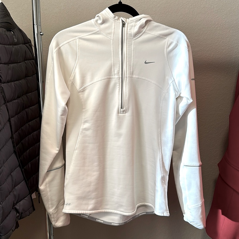 Nike Element Dri-Fit running fleece lined running top | White | Size: Small